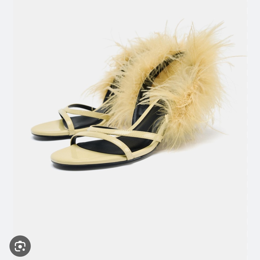 Zara yellow Feathered Women's Sandals New without tags! 41/10